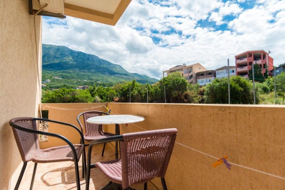 Apartmani Lasta Добра-Вода Экстерьер фото